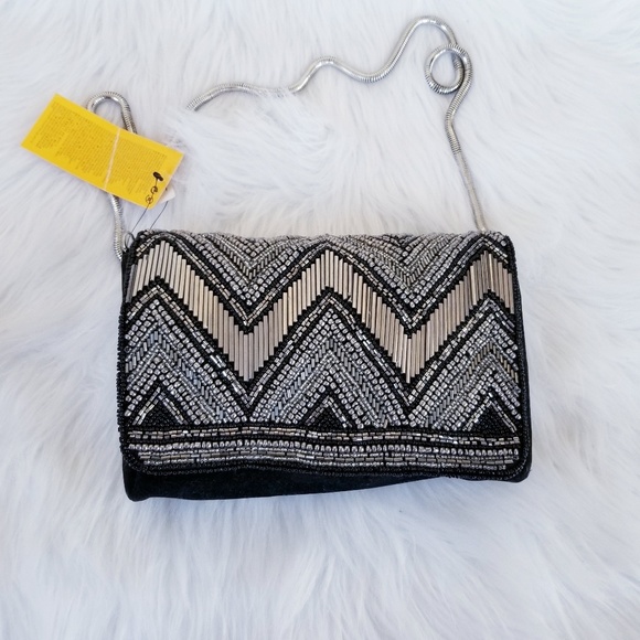 H&M black and white beaded clutch bag - Picture 3 of 8